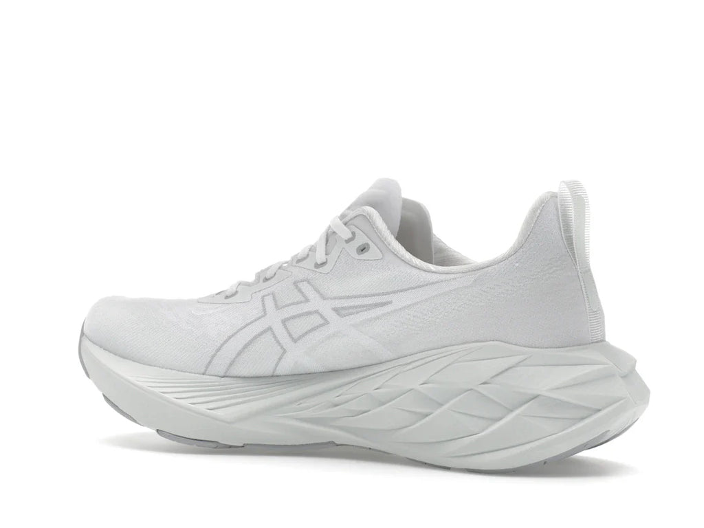 ASICS Novablast 4 Weiß Hellmint