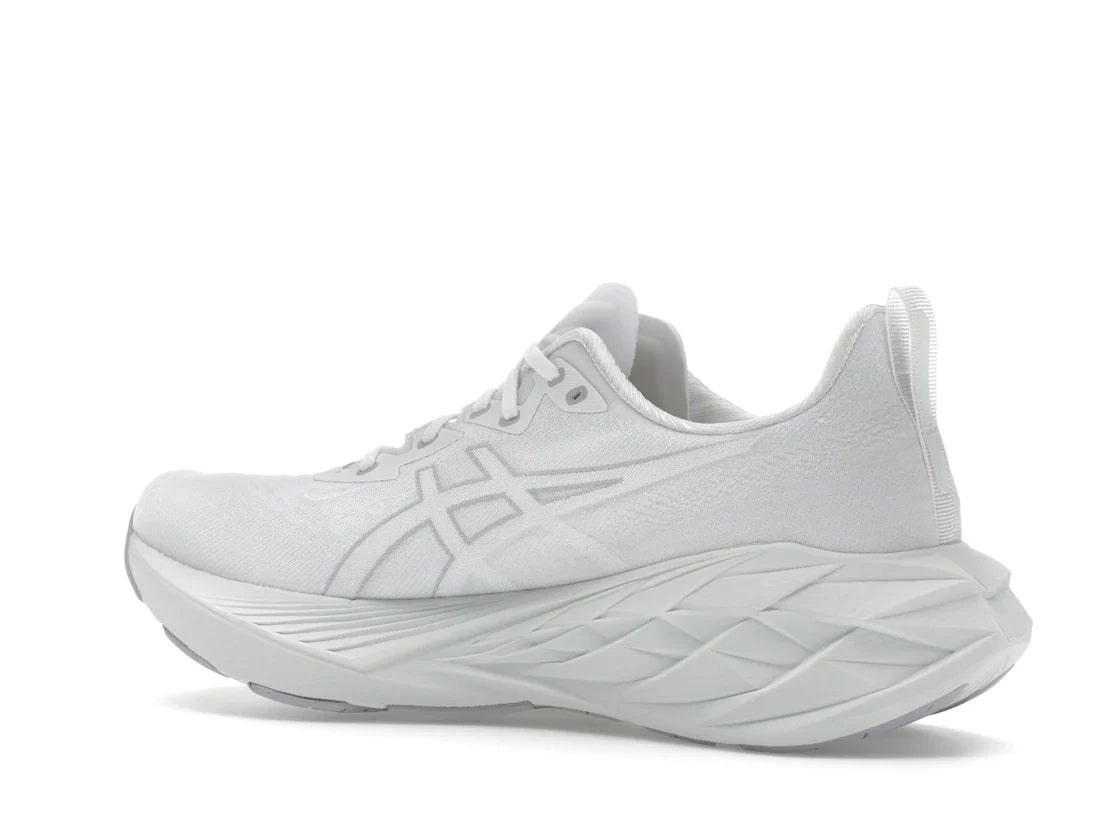 ASICS Novablast 4 Weiß Hellmint