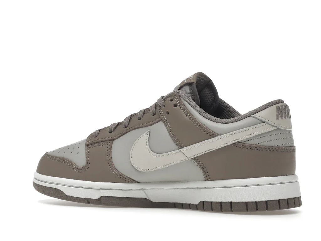Nike Dunk Low Bone Beige (Damen)