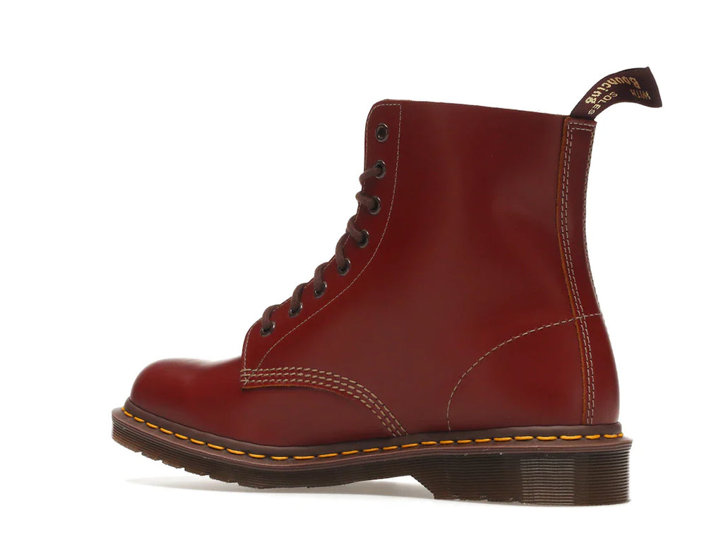 Dr. Martens 1460 Vintage Schnürstiefel, hergestellt in England, oxbloodfarben, Quilon