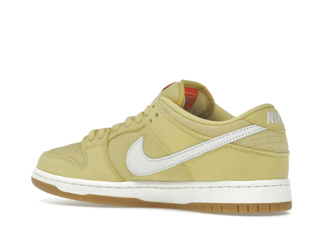 Nike SB Dunk Low Saturn Gold