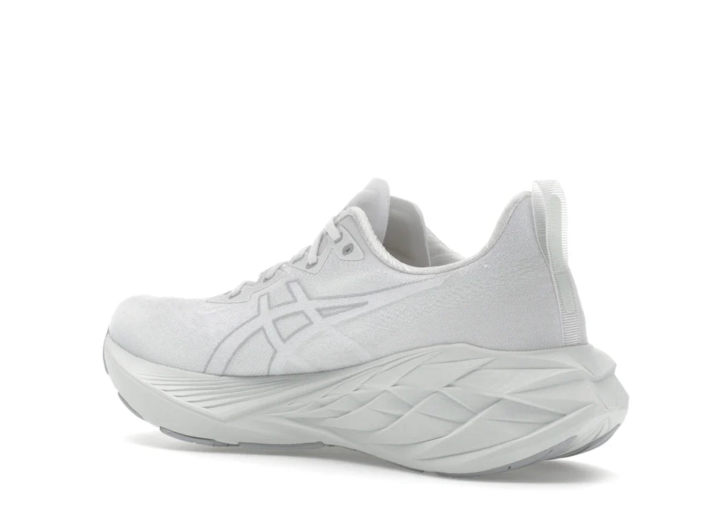 ASICS Novablast 4 Weiß Hellmint