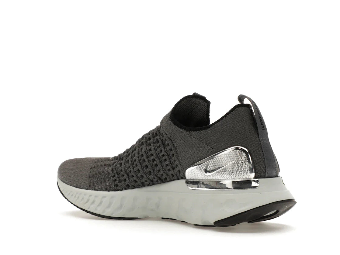 Nike React Phantom Run Flyknit 2 Eisengrau Silber