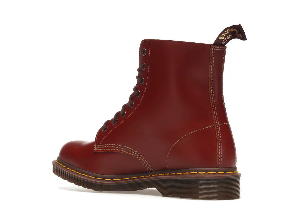 Dr. Martens 1460 Vintage Schnürstiefel, hergestellt in England, oxbloodfarben, Quilon
