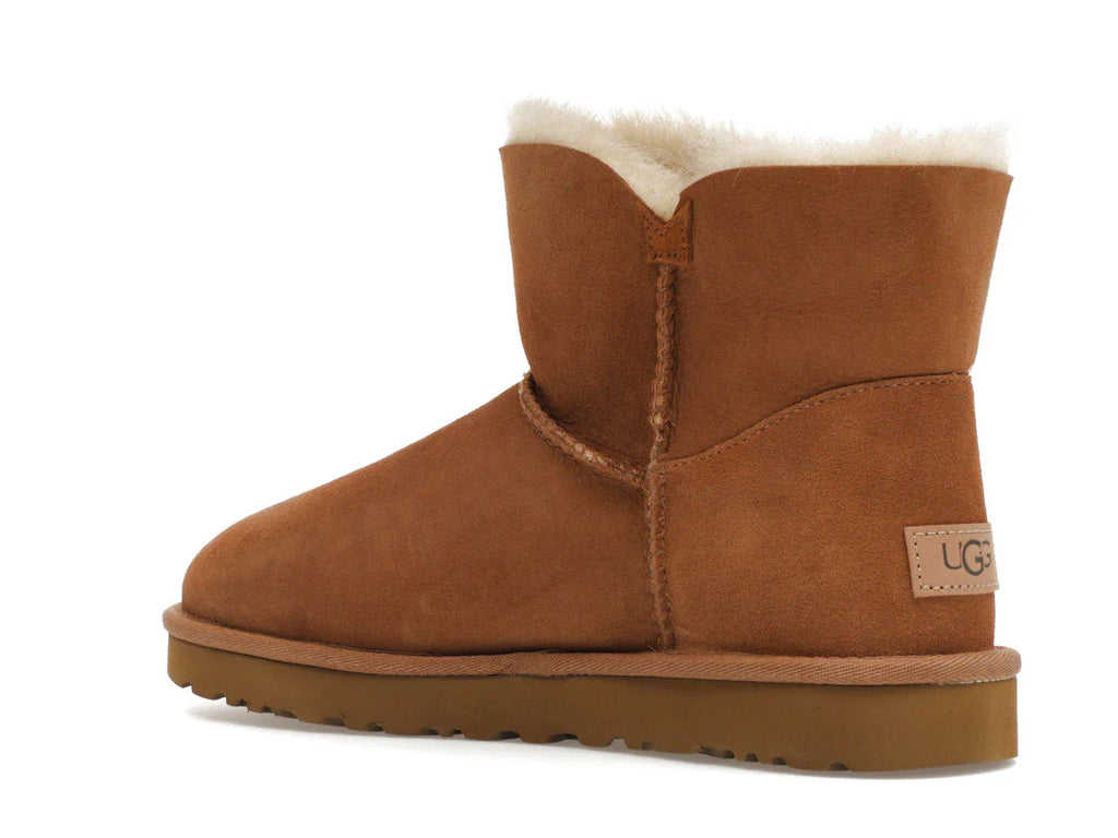 UGG Mini Bailey Button II Kastanie (Damen)