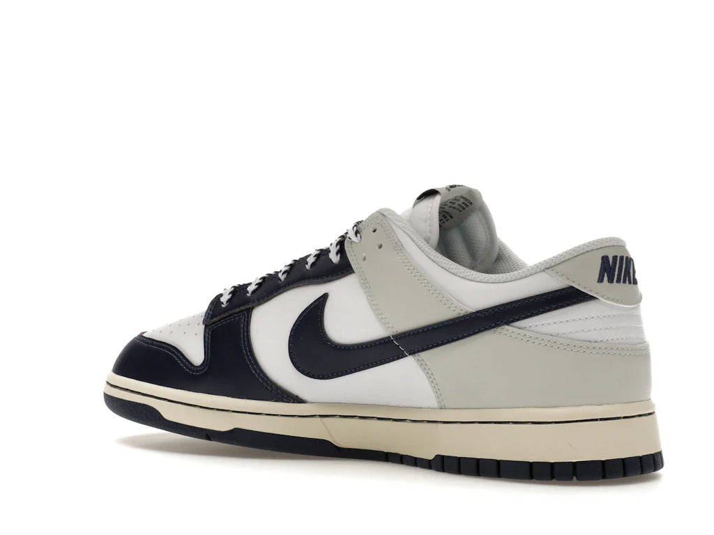 Nike Dunk Low New York Yankees