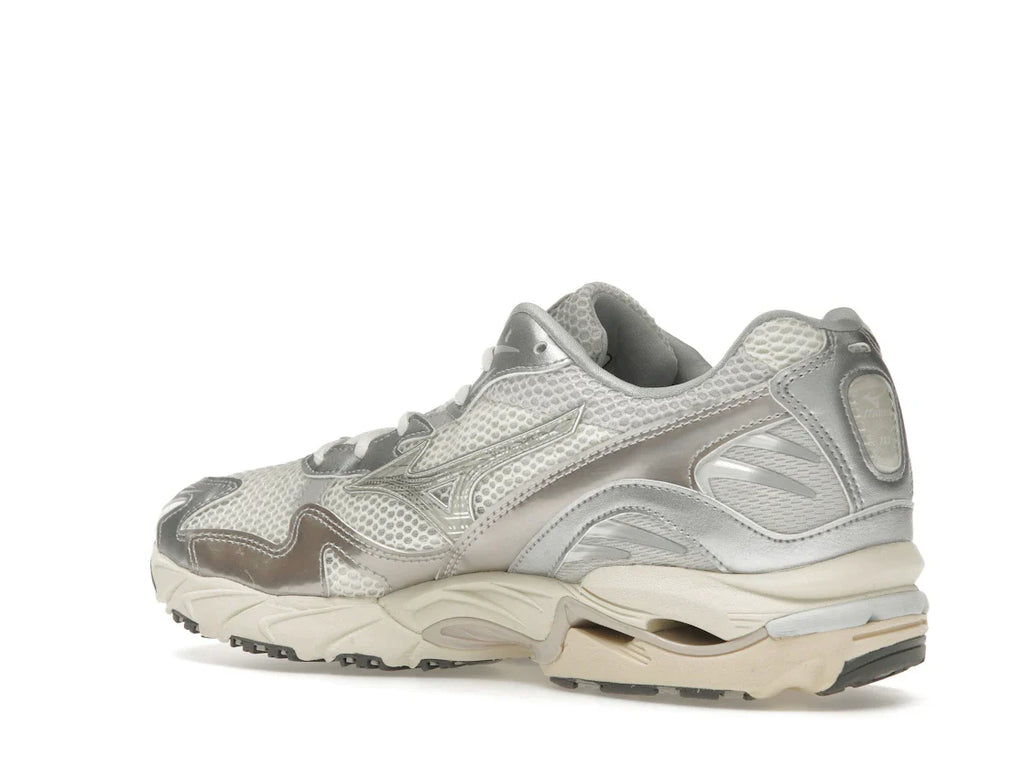 Mizuno Wave Rider 10 Metallic Schneeweiß