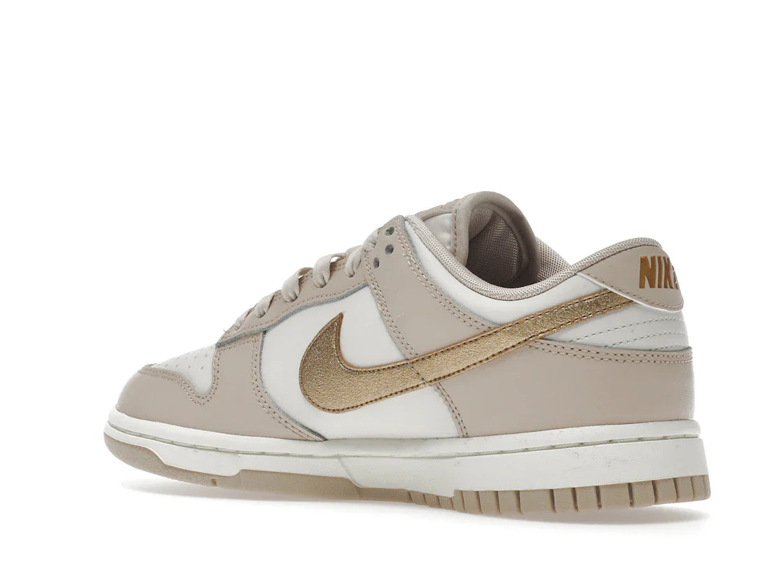 Nike Dunk Low Phantom Metallic Gold (Damen)