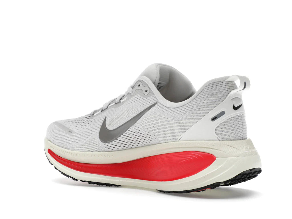 Nike Vomero 18 Platinum Tint Siren Red Light Smoke Gray Metallic Pewter