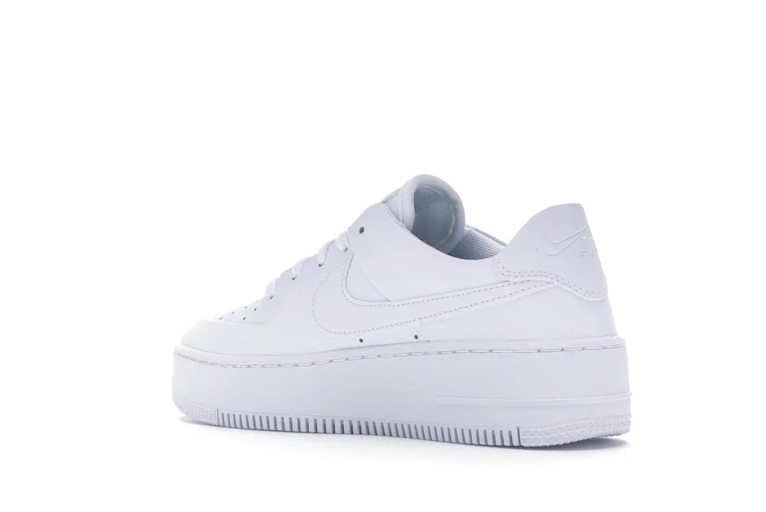 Nike Air Force 1 Sage Low Triple White (Damen)