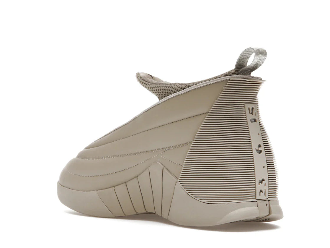 Jordan 15 Retro Billie Eilish (Damen)