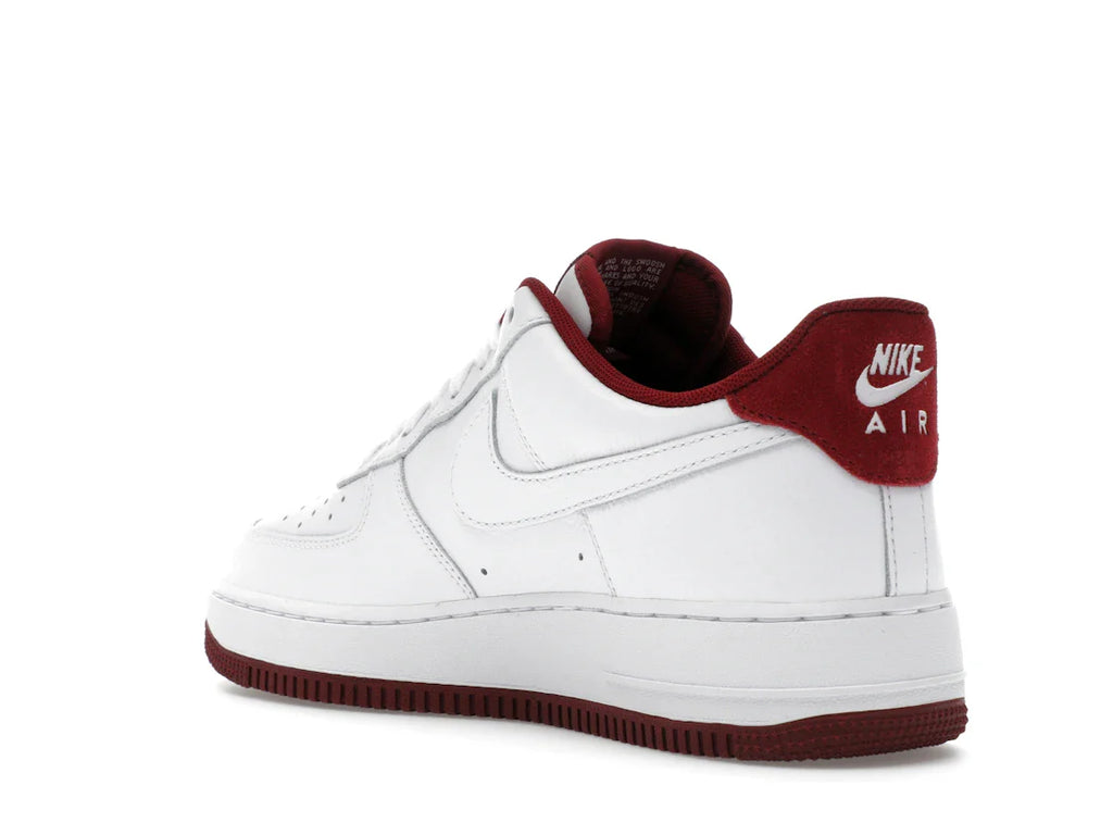 Nike Air Force 1 Low '07 LV8 Weiß Team Rot