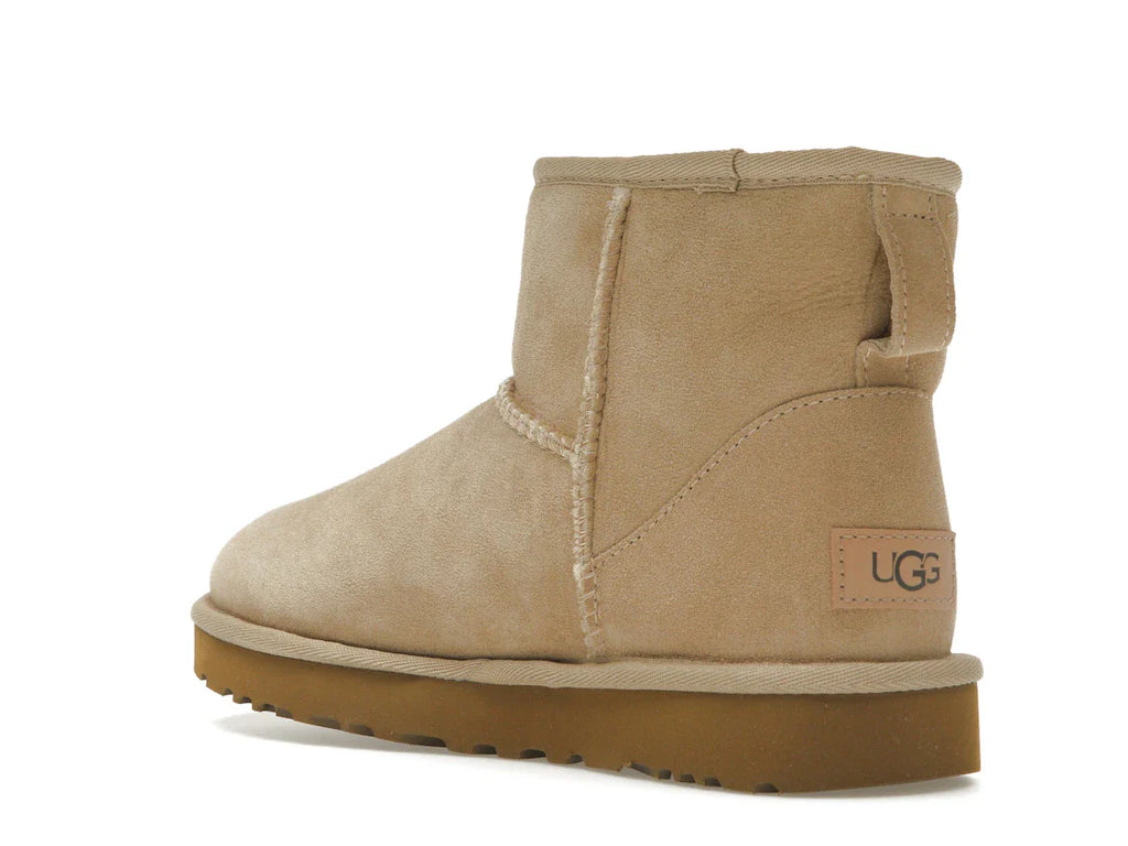 UGG Classic Mini II Stiefel Sand (Damen)