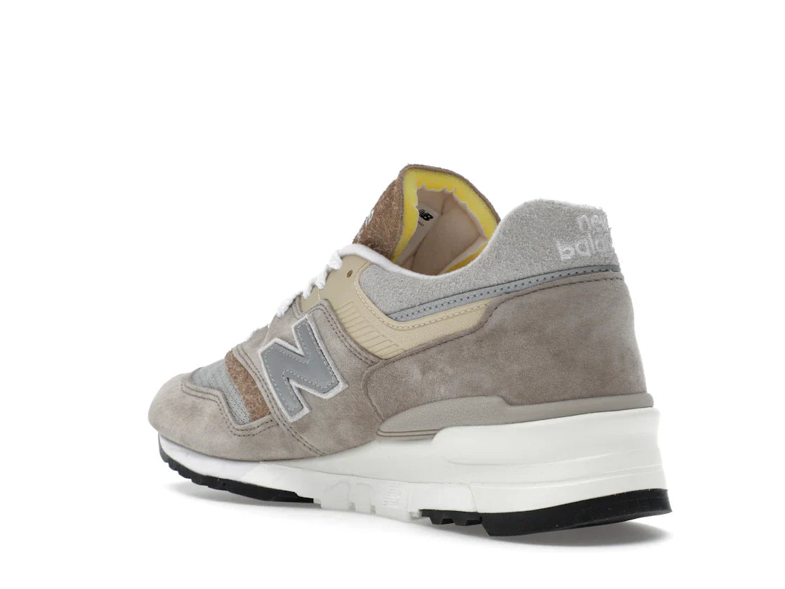 New Balance 997 MiUSA Light Mushroom Mirage Gray