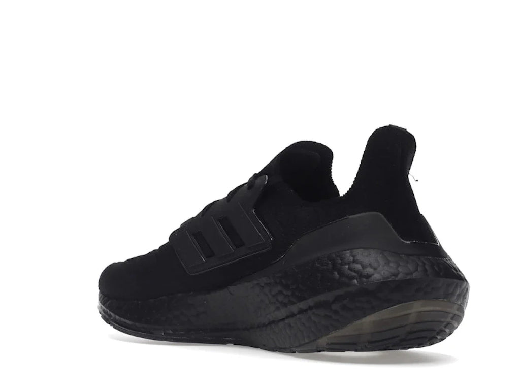 adidas Ultra Boost 22 Triple Black