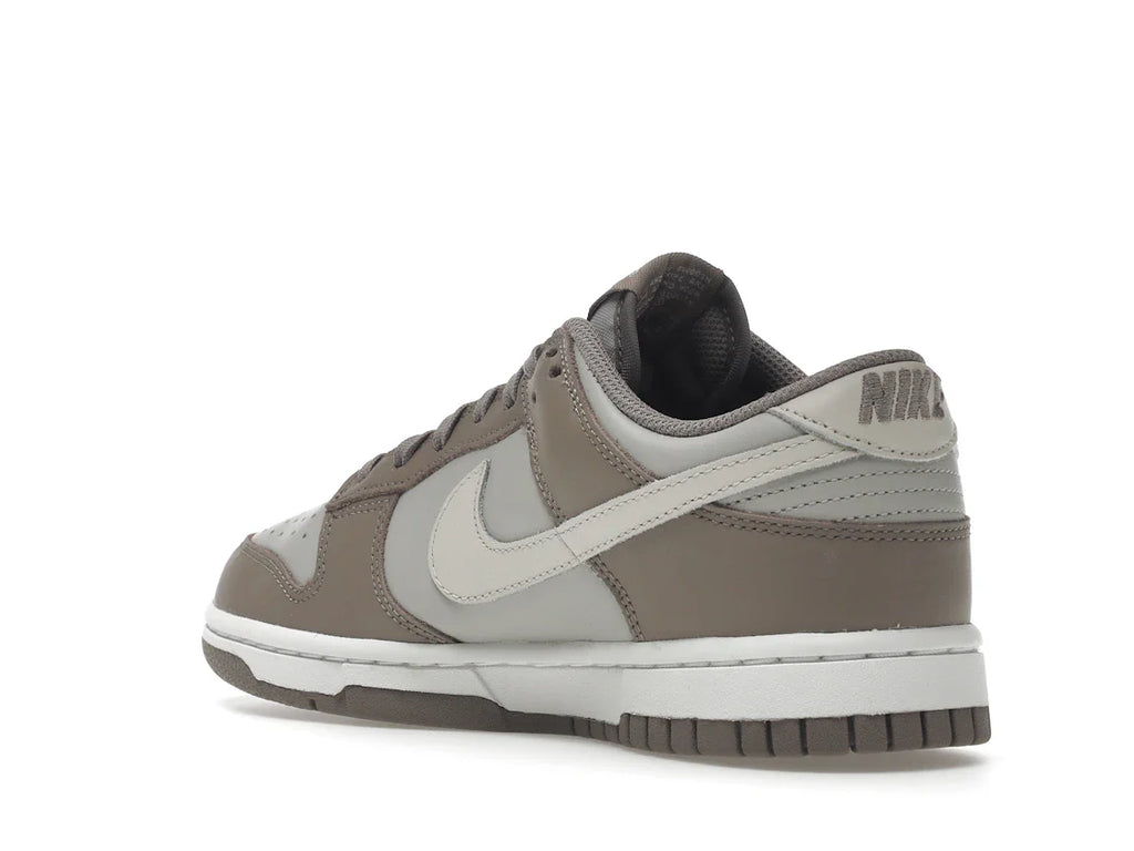 Nike Dunk Low Bone Beige (Damen)