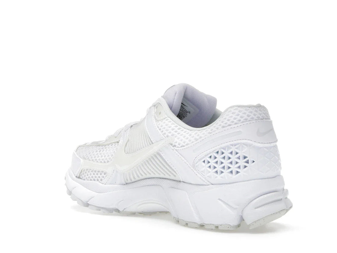 Nike Zoom Vomero 5 Triple White (Damen)