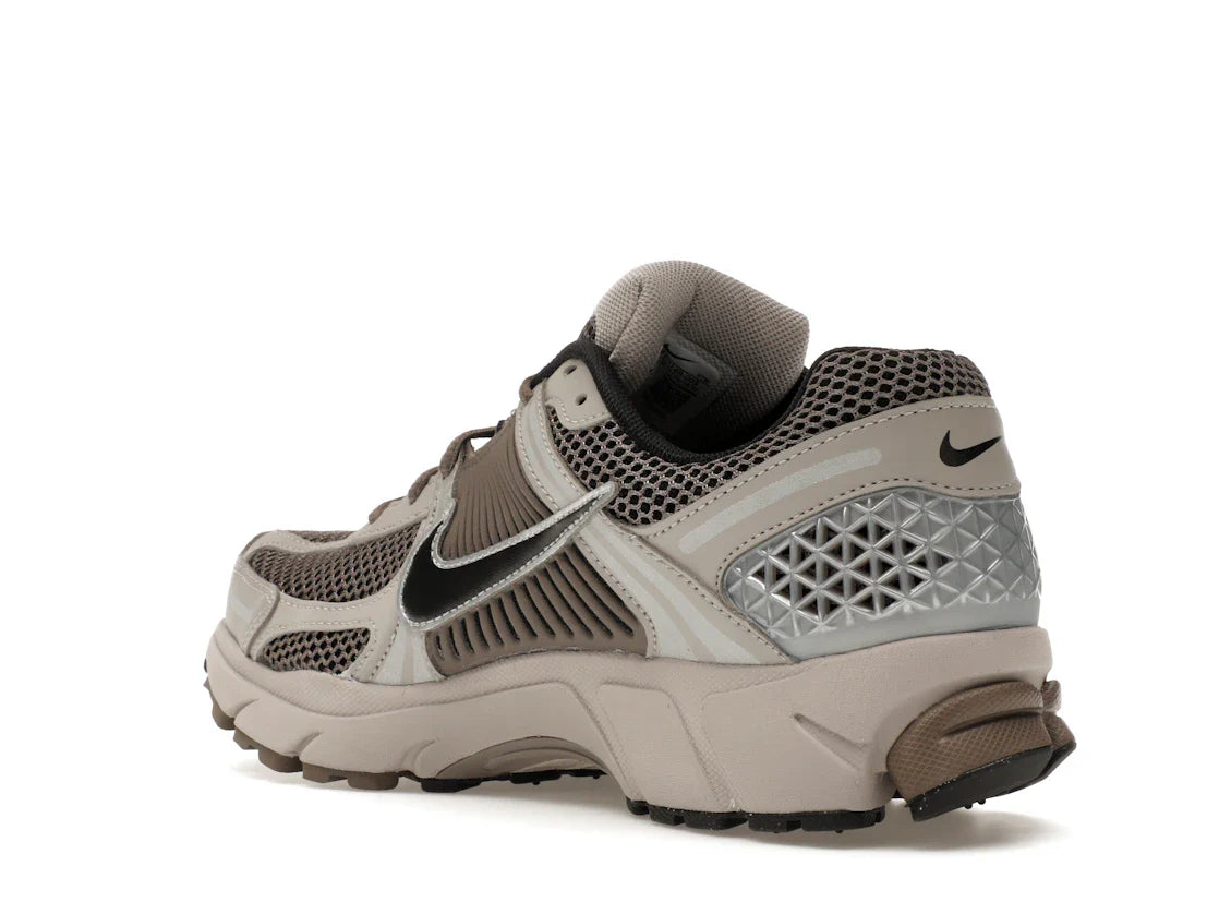 Nike Zoom Vomero 5 College Gray Cave Stone