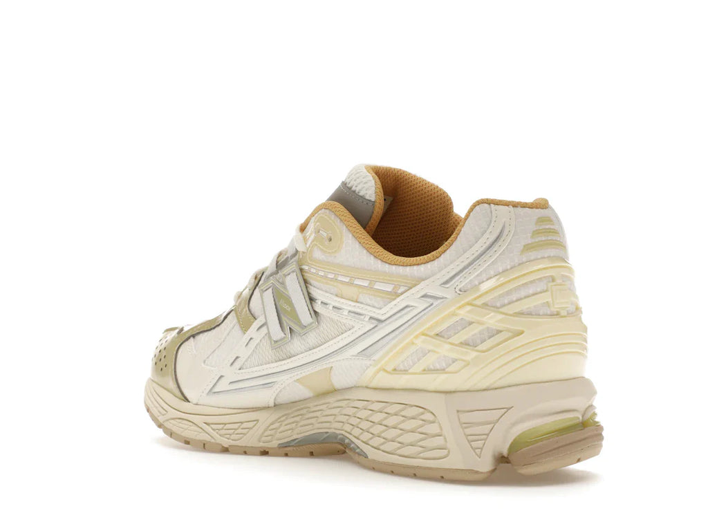 New Balance 1906R Lunar New Year Weiß