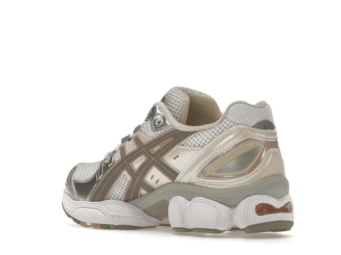 ASICS Gel-Nimbus 9 White Oatmeal (Damen)