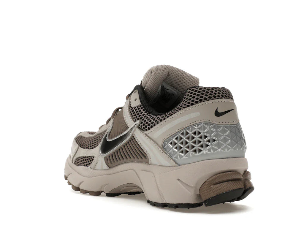 Nike Zoom Vomero 5 College Gray Cave Stone