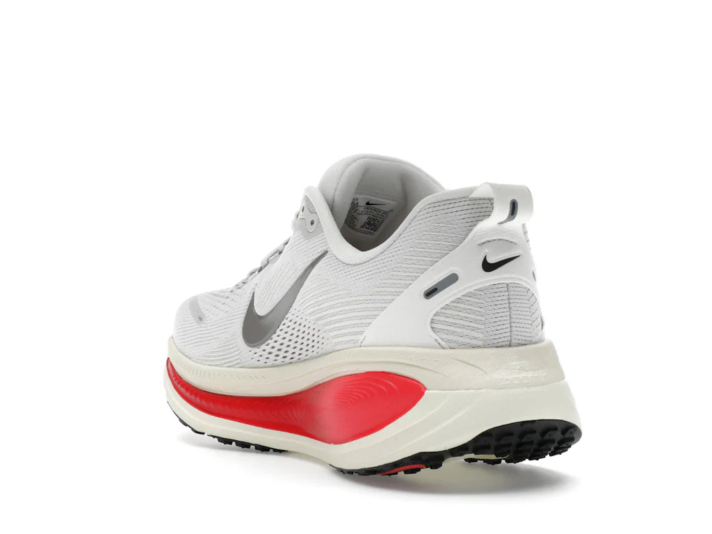 Nike Vomero 18 Platinum Tint Siren Red Light Smoke Gray Metallic Pewter
