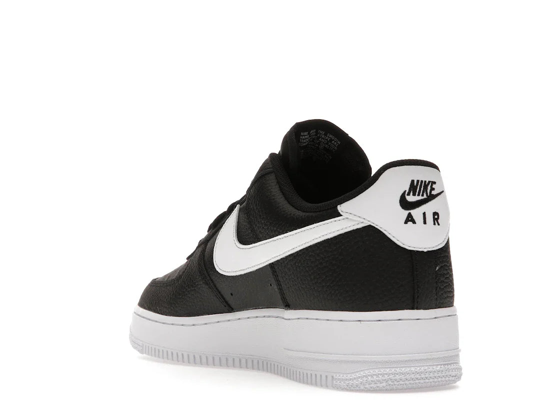 Nike Air Force 1 Low '07 Schwarz Weiß Genarbtes Leder