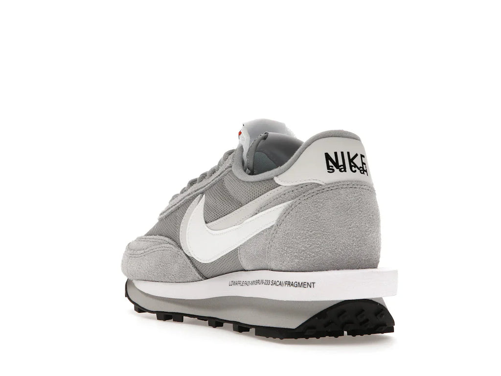 Nike LD Waffle SF sacai Fragment Grau