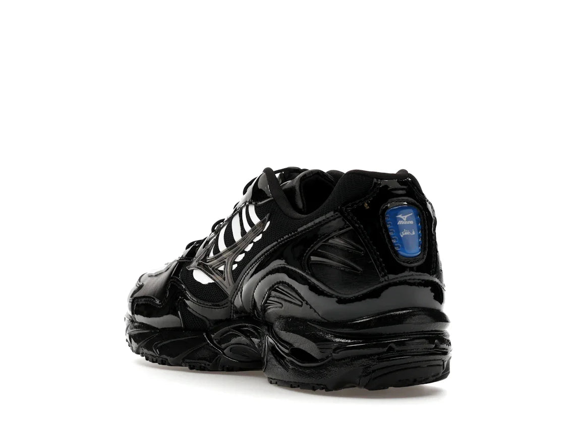 Mizuno Wave Rider 10 x Sabotage (SBTG) Schwarz Schwarz Weiß
