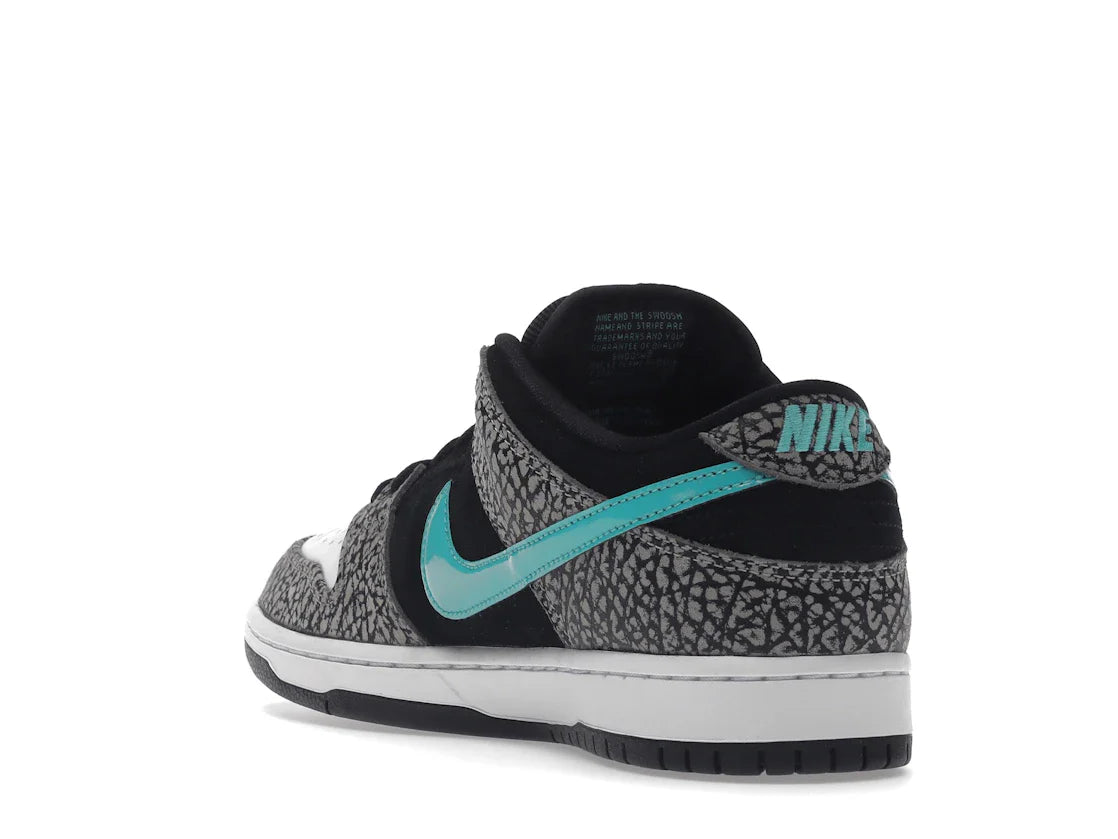 Nike SB Dunk Low atmos Elephant