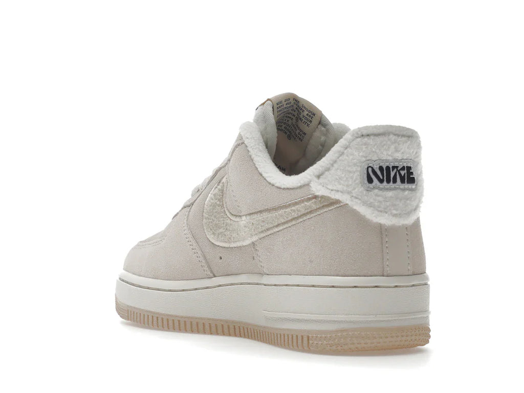 Nike Air Force 1 Low '07 SE Sanddrift Gum Fleece (Damen)