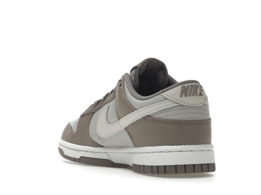 Nike Dunk Low Bone Beige (Damen)