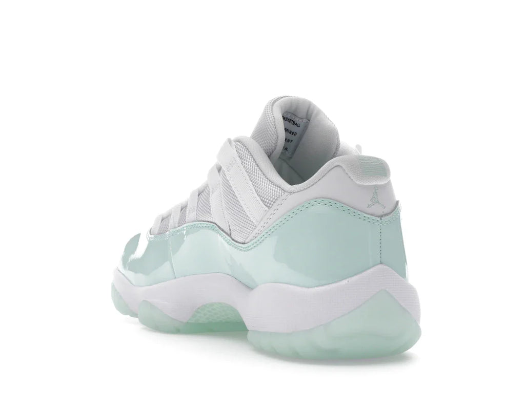 Jordan 11 Retro Low Igloo (Damen)