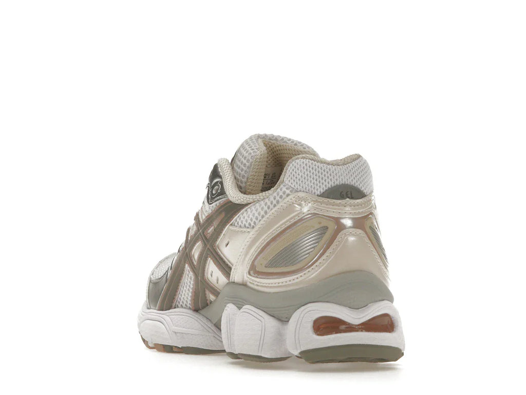 ASICS Gel-Nimbus 9 White Oatmeal (Damen)