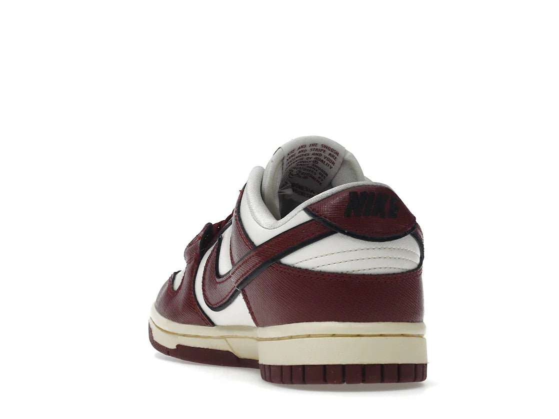 Nike Dunk Low SE Sisterhood Sail Team Red (Damen)