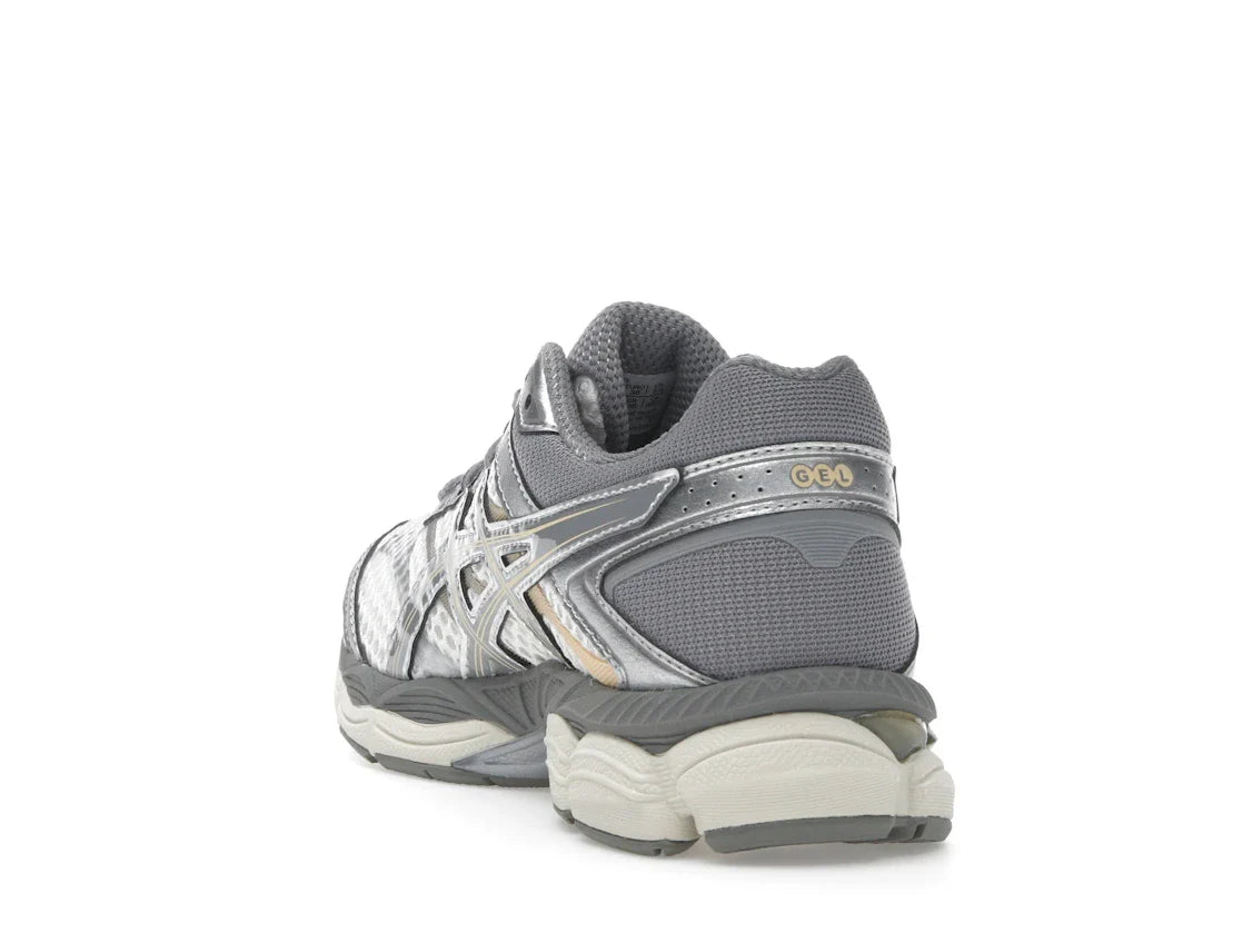 ASICS Gel-Cumulus 16 Cream Clay Gray