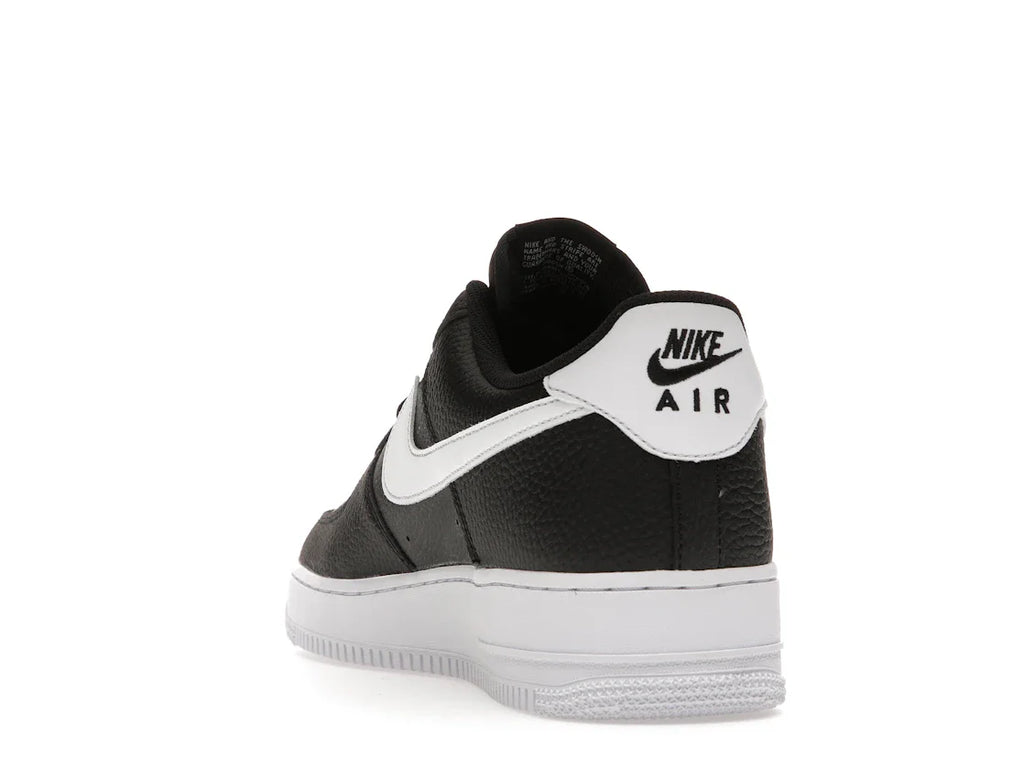 Nike Air Force 1 Low '07 Schwarz Weiß Genarbtes Leder