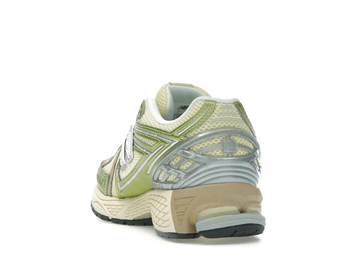 New Balance 1906R Gelbes Pergament