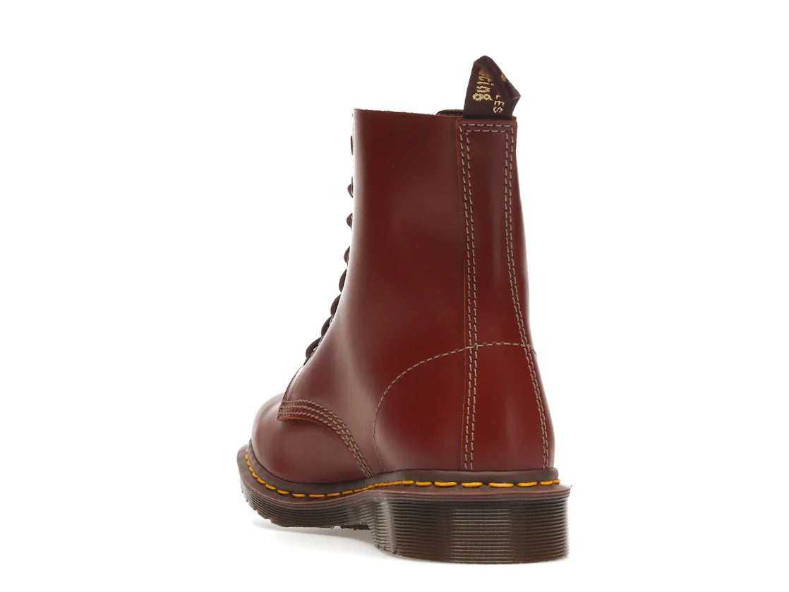 Dr. Martens 1460 Vintage Schnürstiefel, hergestellt in England, oxbloodfarben, Quilon