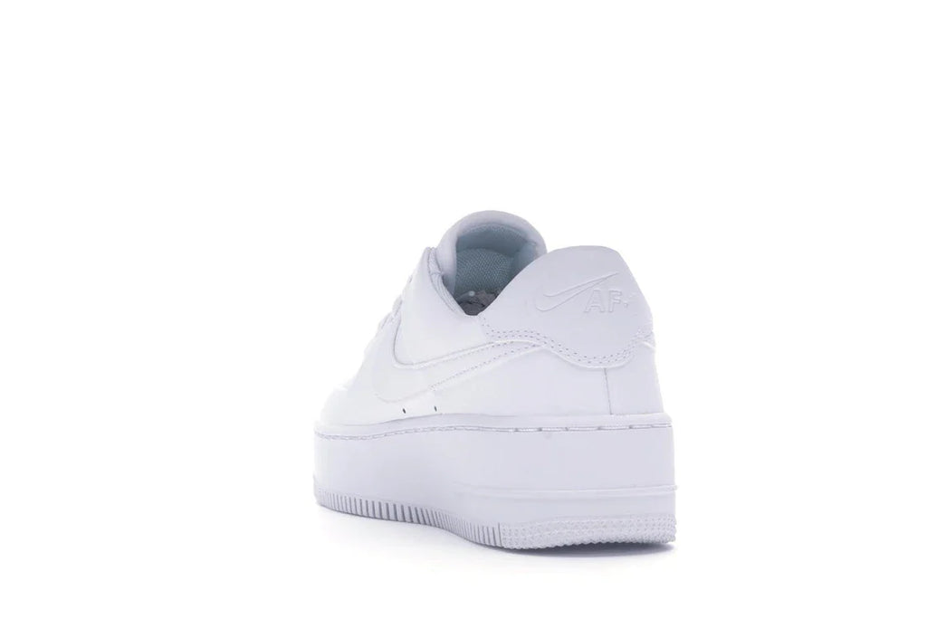 Nike Air Force 1 Sage Low Triple White (Damen)