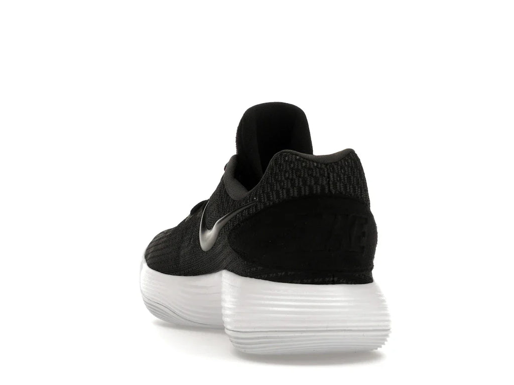 Nike Hyperdunk 2017 Low Schwarz