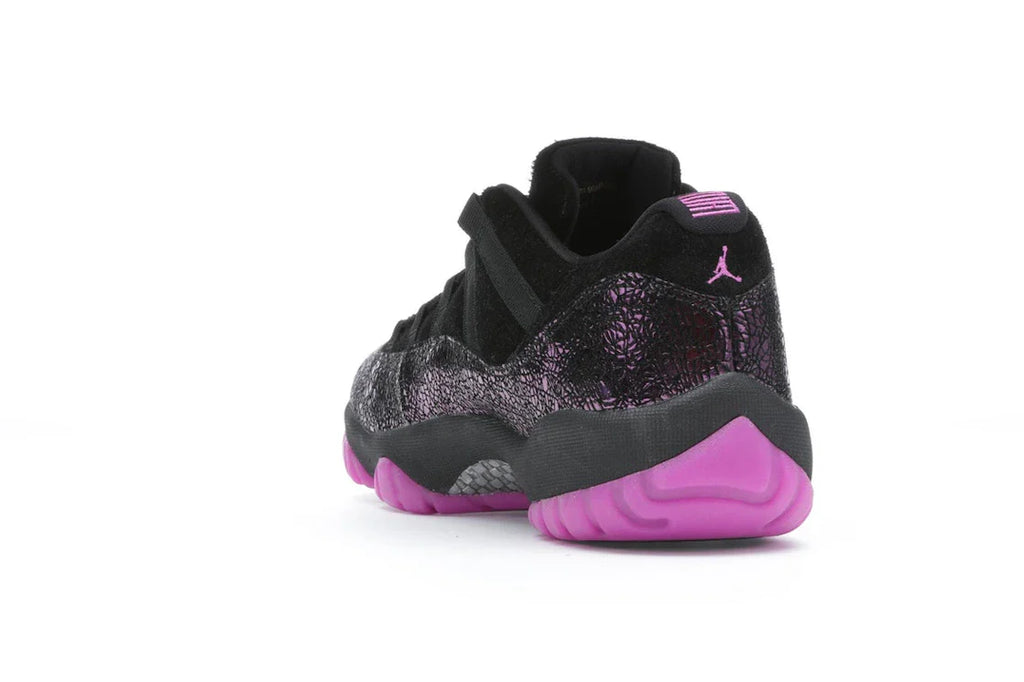 Jordan 11 Retro Low Think 16 Rook To Queen (Damen)