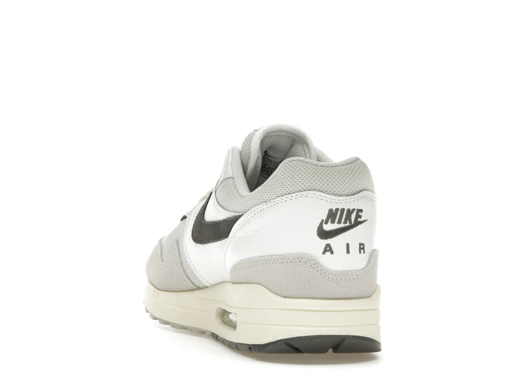 Nike Air Max 1 Light Bone Iron Gray