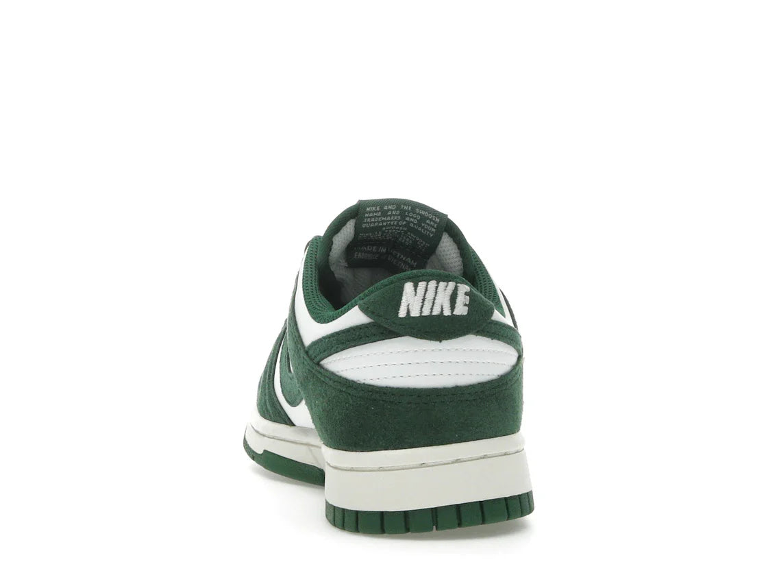 Nike Dunk Low Gorge Grün Gold Mini Swoosh (Damen)