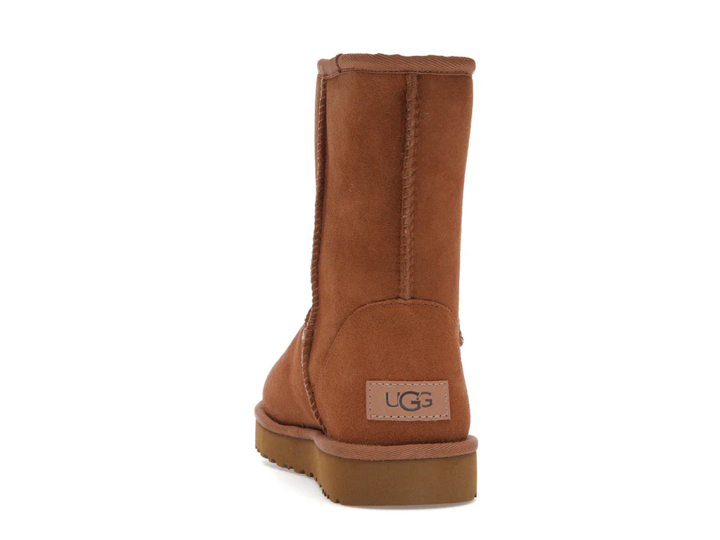 UGG Classic Short II Stiefel Kastanie (Damen)