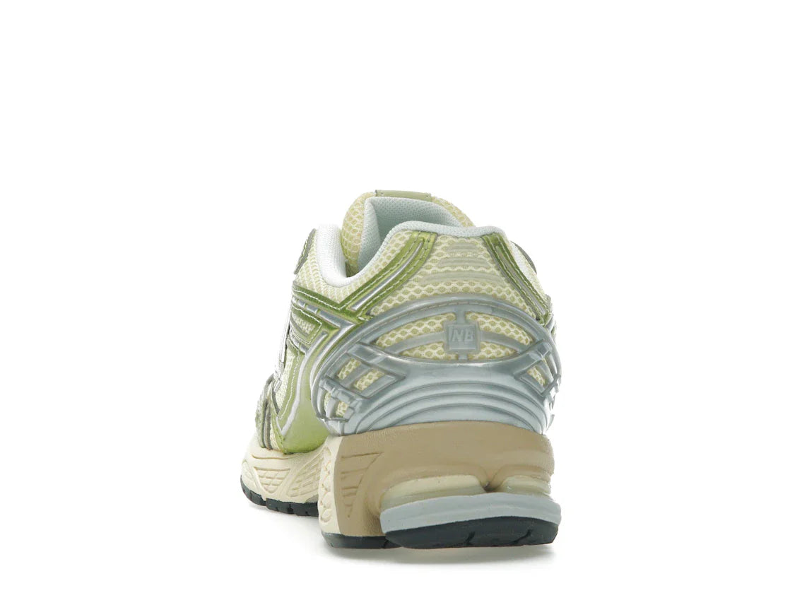New Balance 1906R Gelbes Pergament