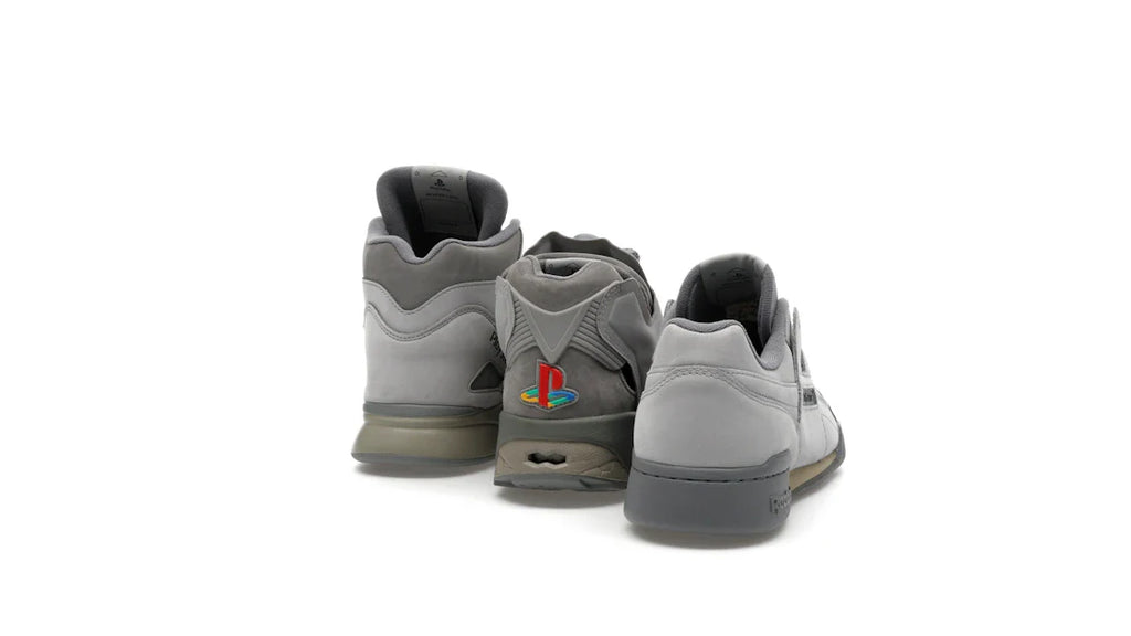 Reebok Workout Plus, Reebok Pump Omni Zone II & Reebok Instapump Fury 94 PlayStation 30th Anniversary Stapelbox