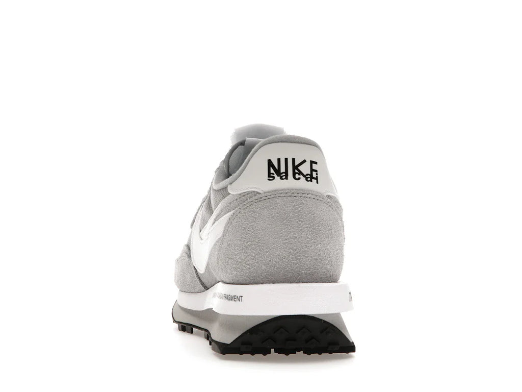 Nike LD Waffle SF sacai Fragment Grau