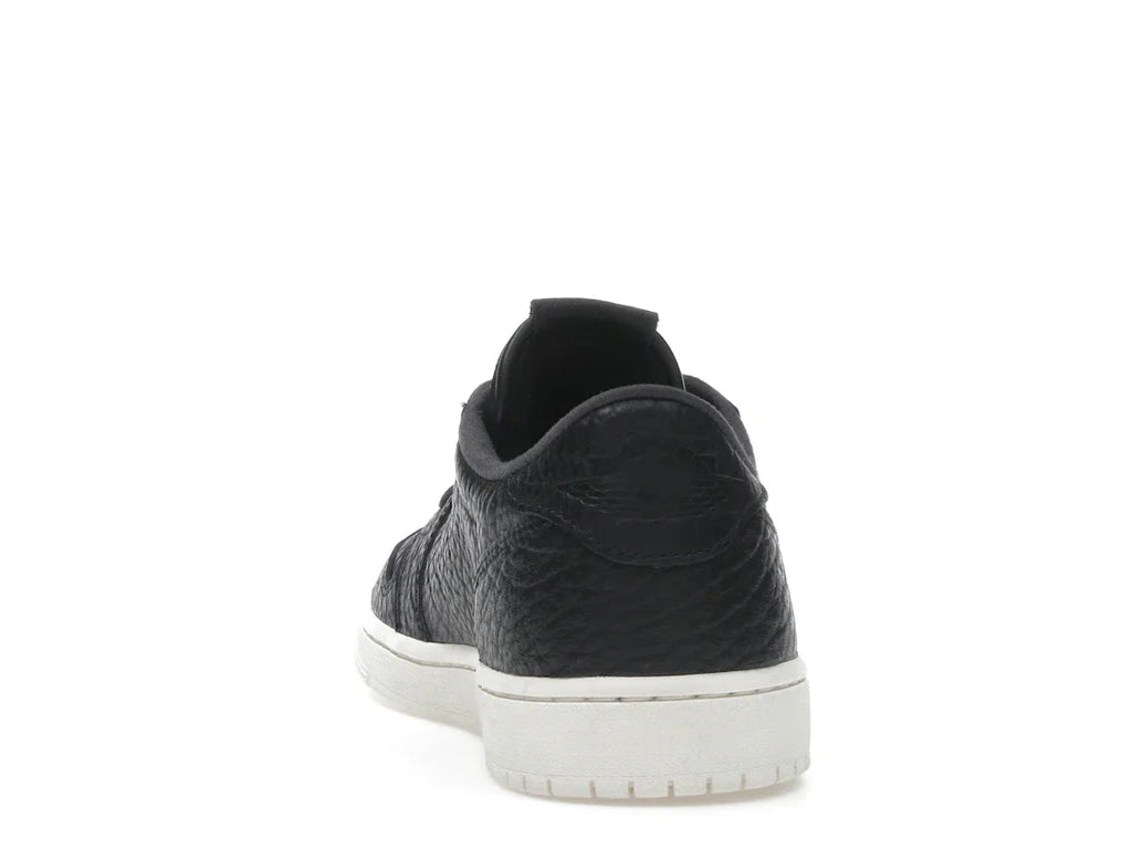 Jordan 1 Retro Low Swooshless Schwarz (2025)