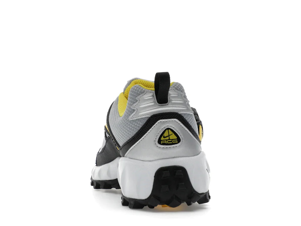Nike ACG Phassad Yellow Zest Metallic Silver